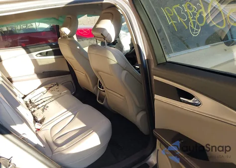 2020 Lincoln Nautilus Standard z USA, uszkodzony, nr VIN 2LMPJ6J90LBL13533